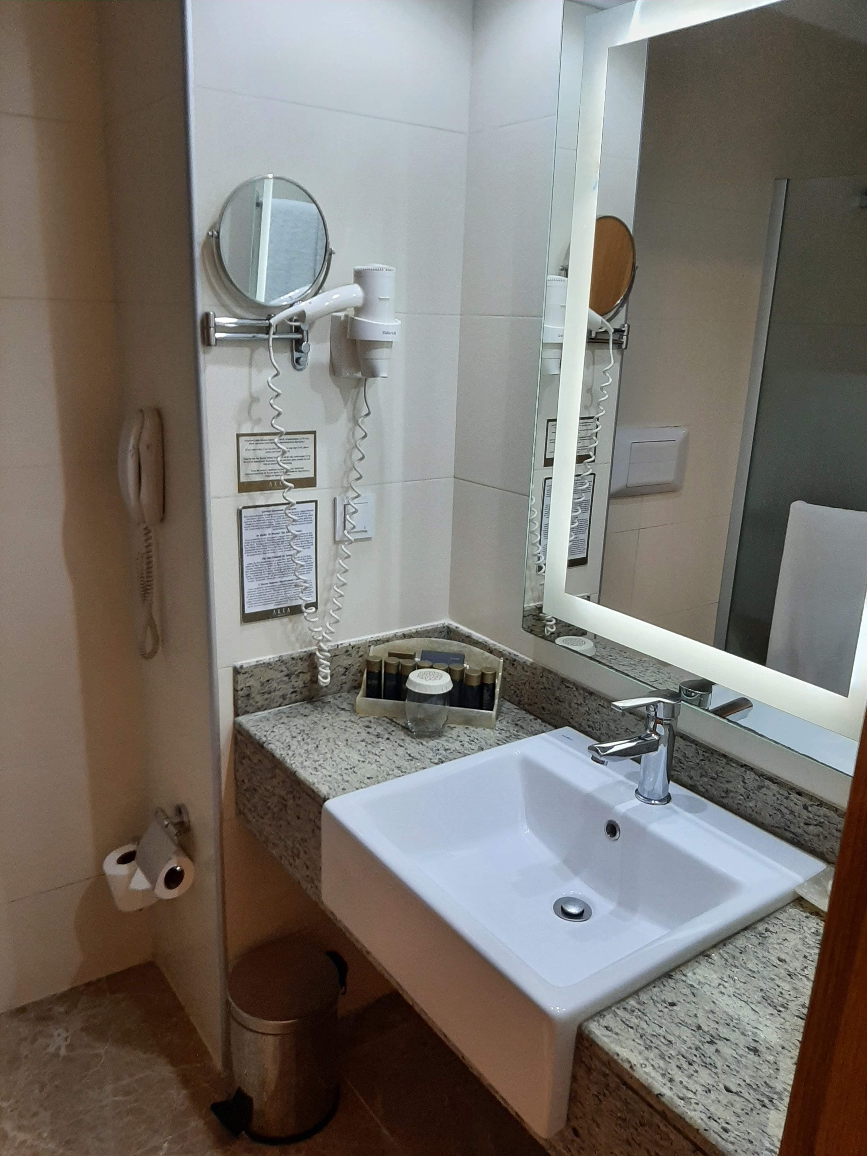 AKKA Hotels Alinda - photo 4