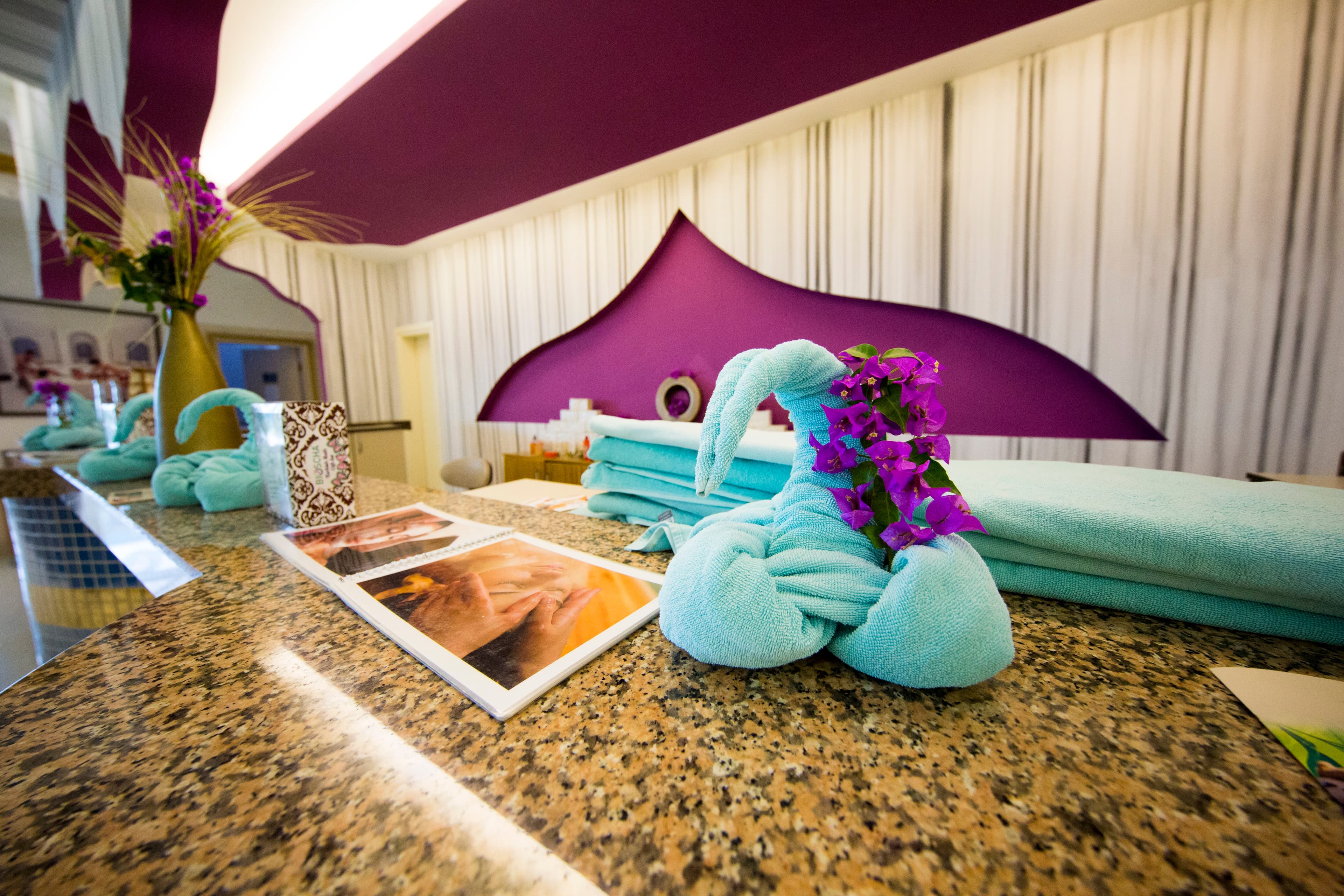 Daima Biz Hotel - photo 2