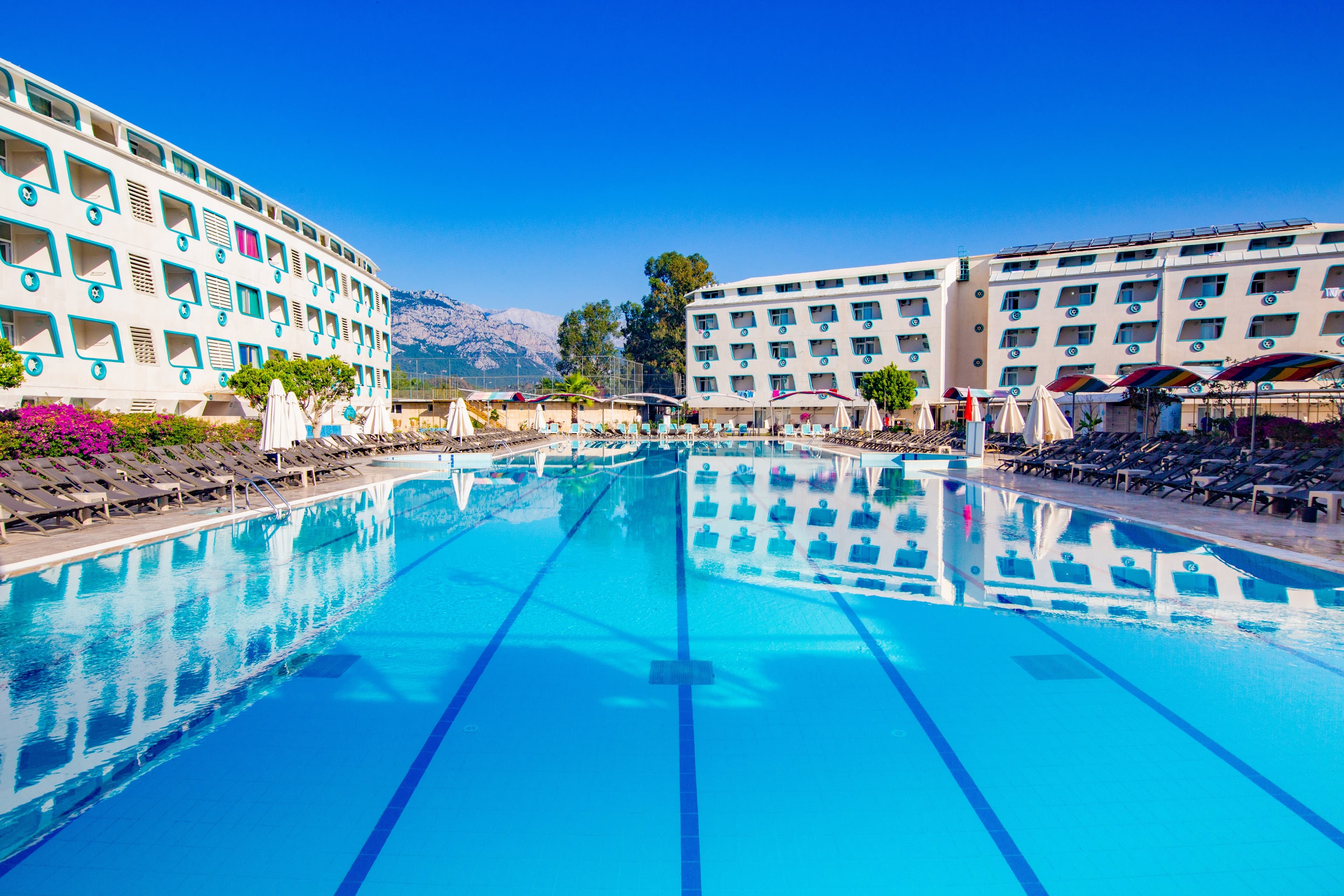 Daima Biz Hotel - photo 9