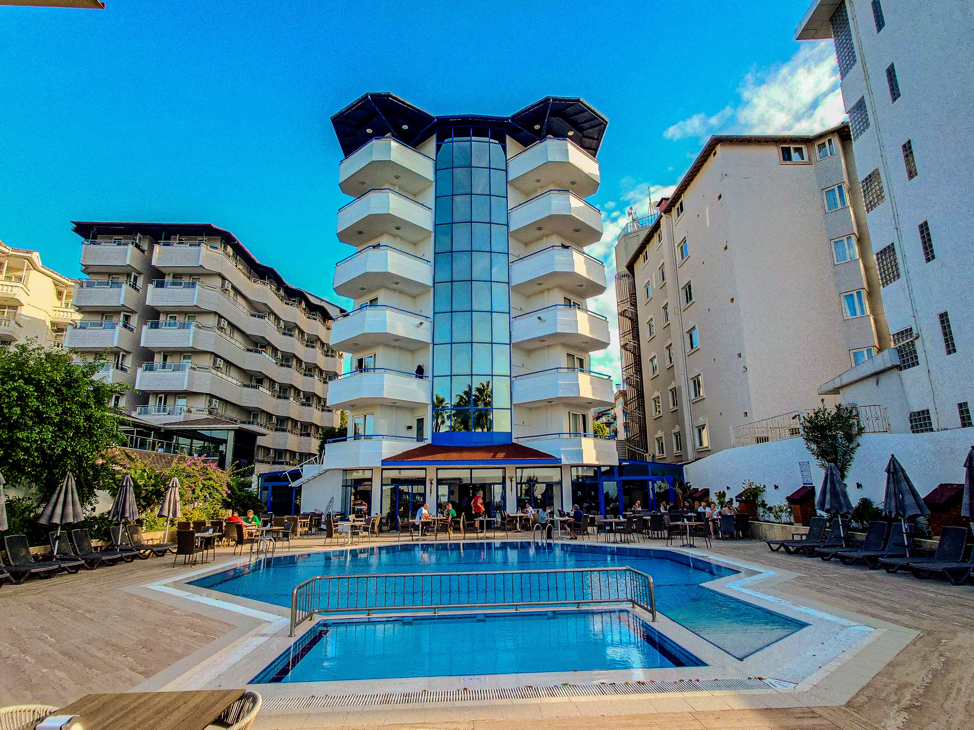 Elysee Beach Hotel - photo 5