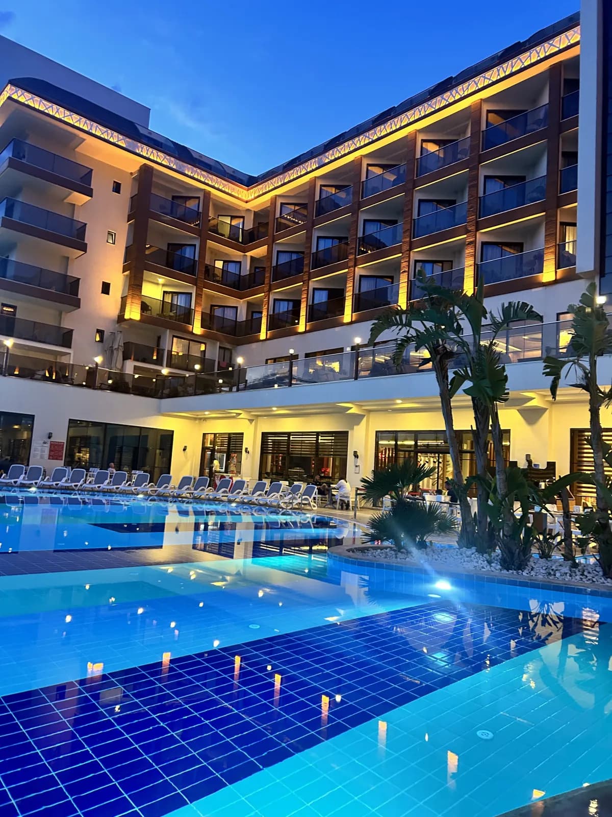 Glamour Resort Spa Hotel - photo 5