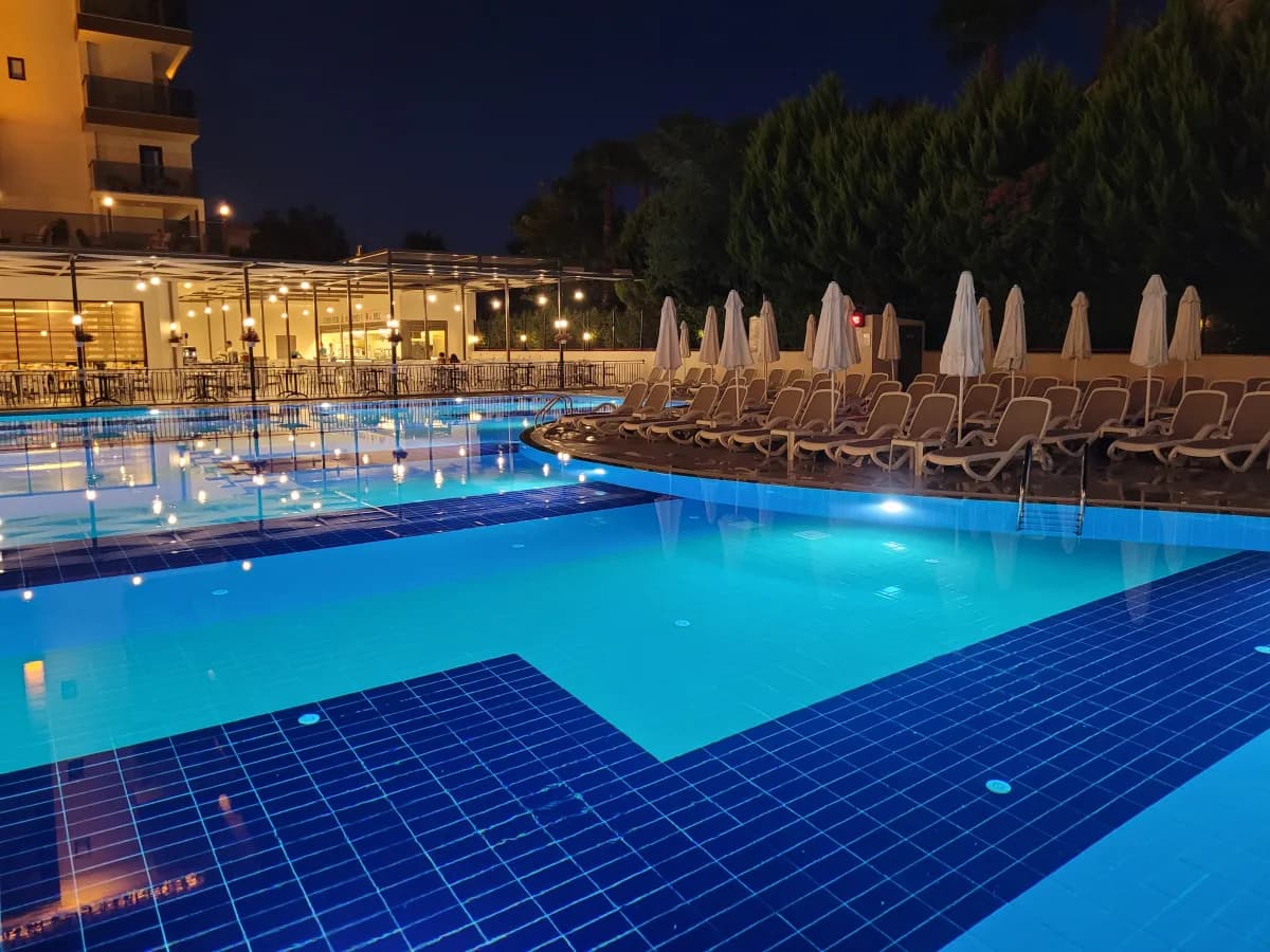 Glamour Resort Spa Hotel - photo 6