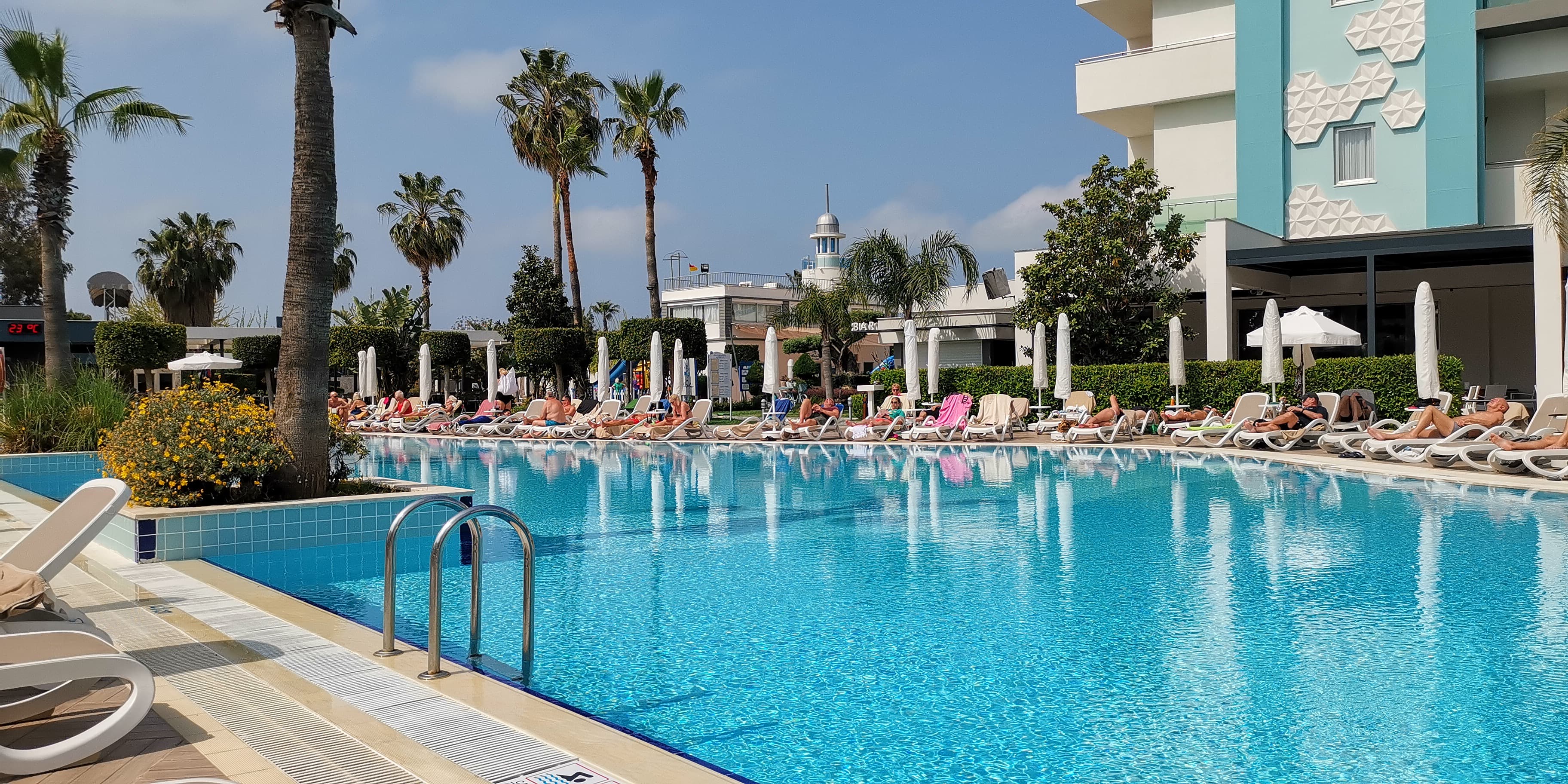 Seashell Resort & Spa - photo 3