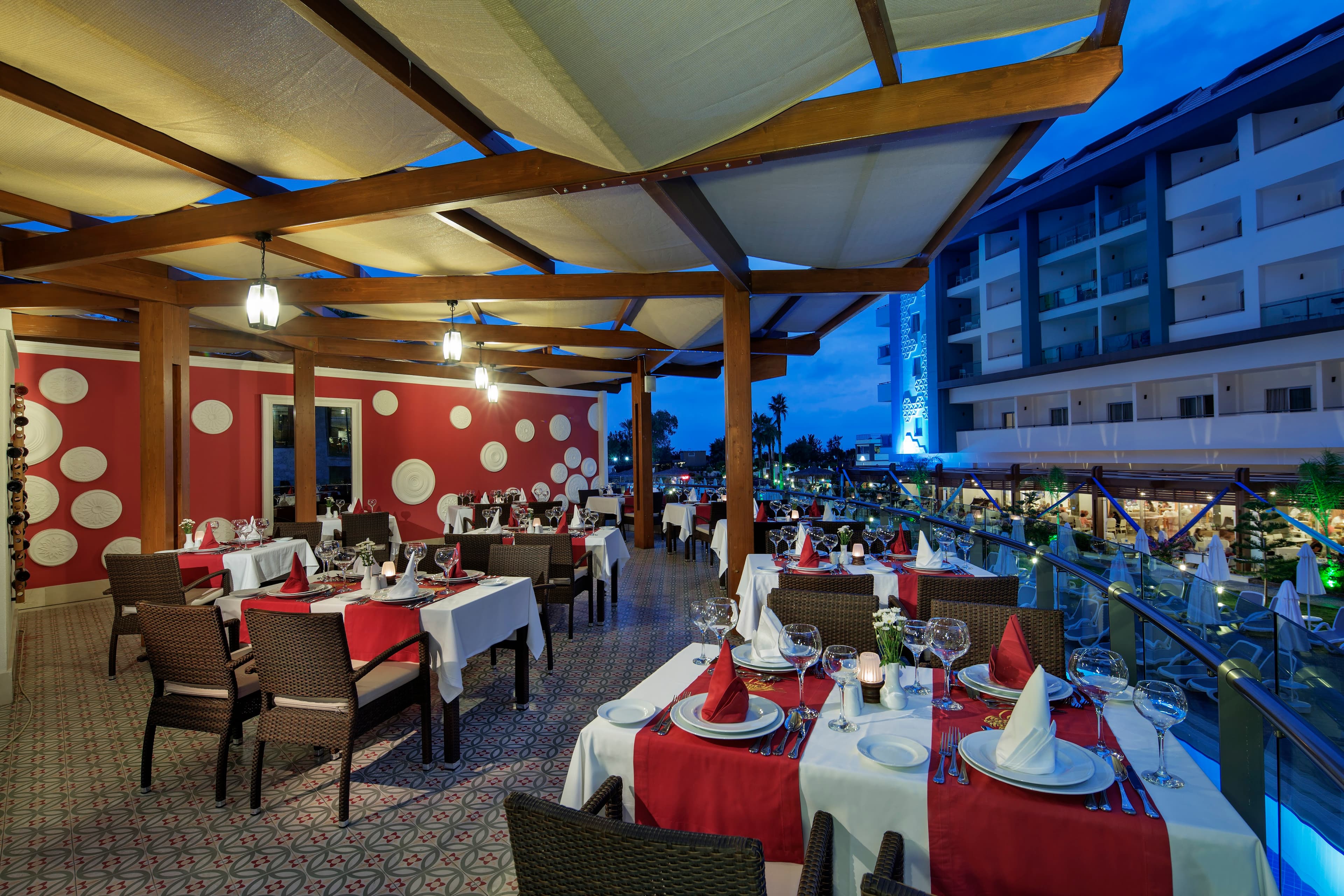 Seashell Resort & Spa - photo 9