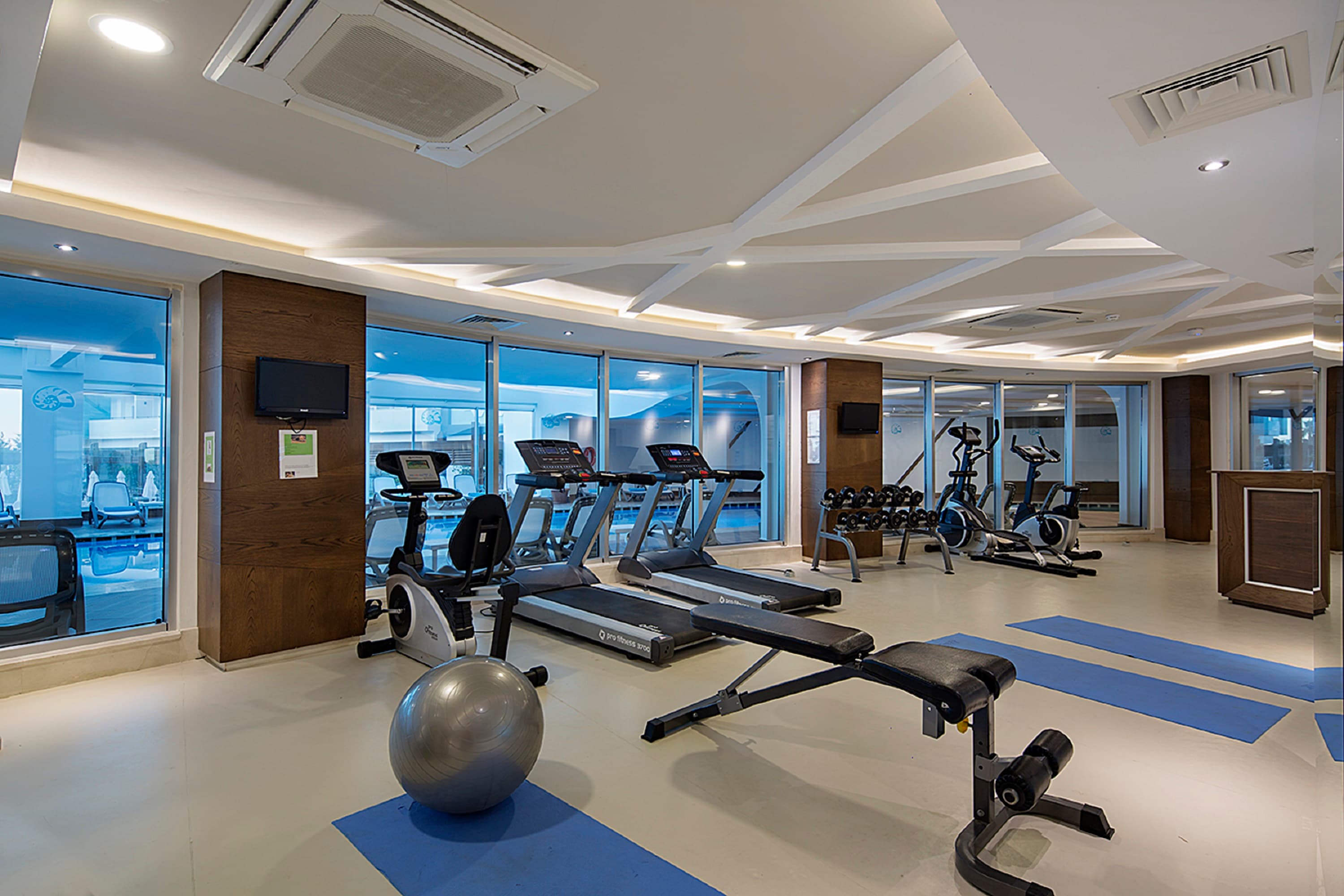 Seashell Resort & Spa - photo 10