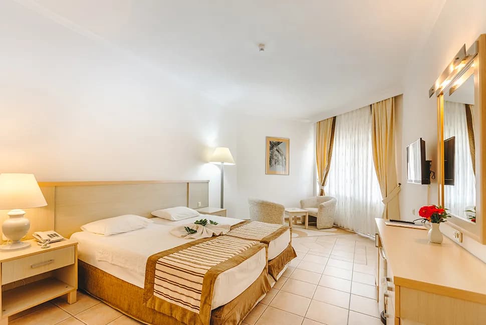 Sural Saray Hotel - photo 2