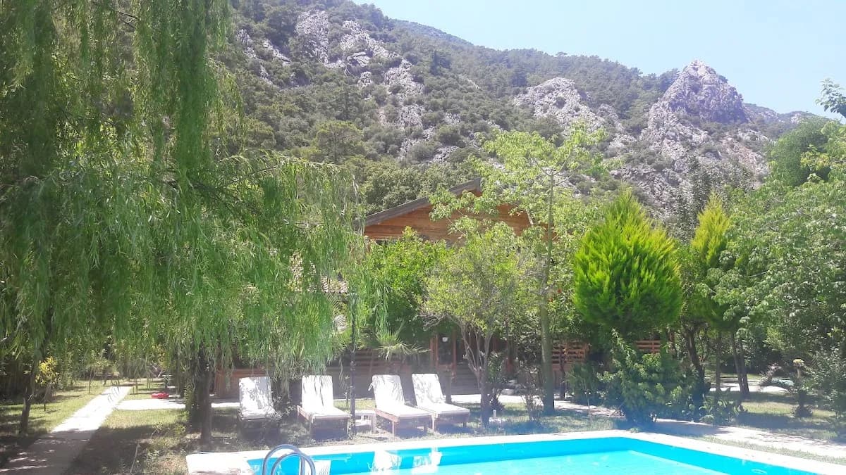Maji Village Hotel - photo 3