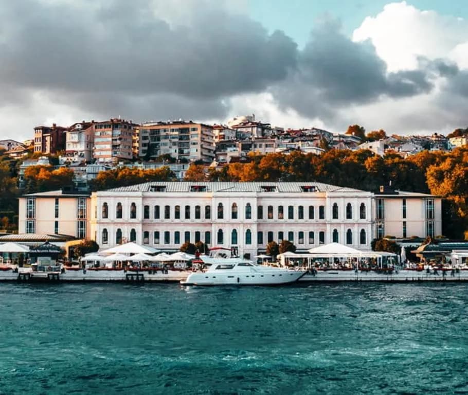Four Seasons Hotel Istanbul At The Bosphorus - photo 9