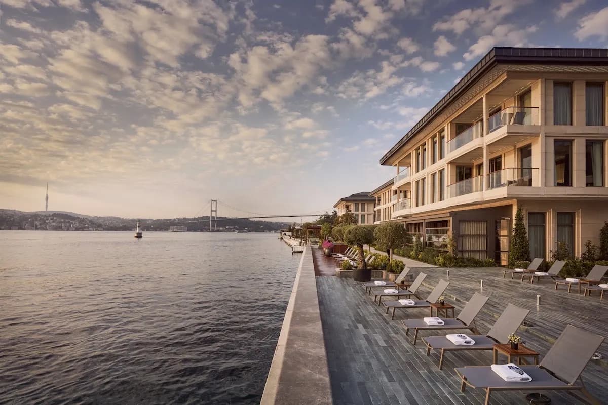 Mandarin Oriental Bosphorus, Istanbul - Beşiktaş hotel transfer