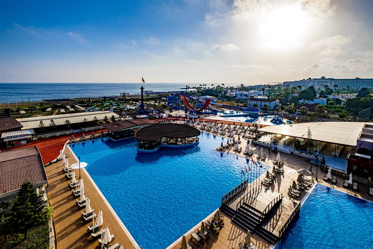 Grand Cortez Resort Hotel - photo 3