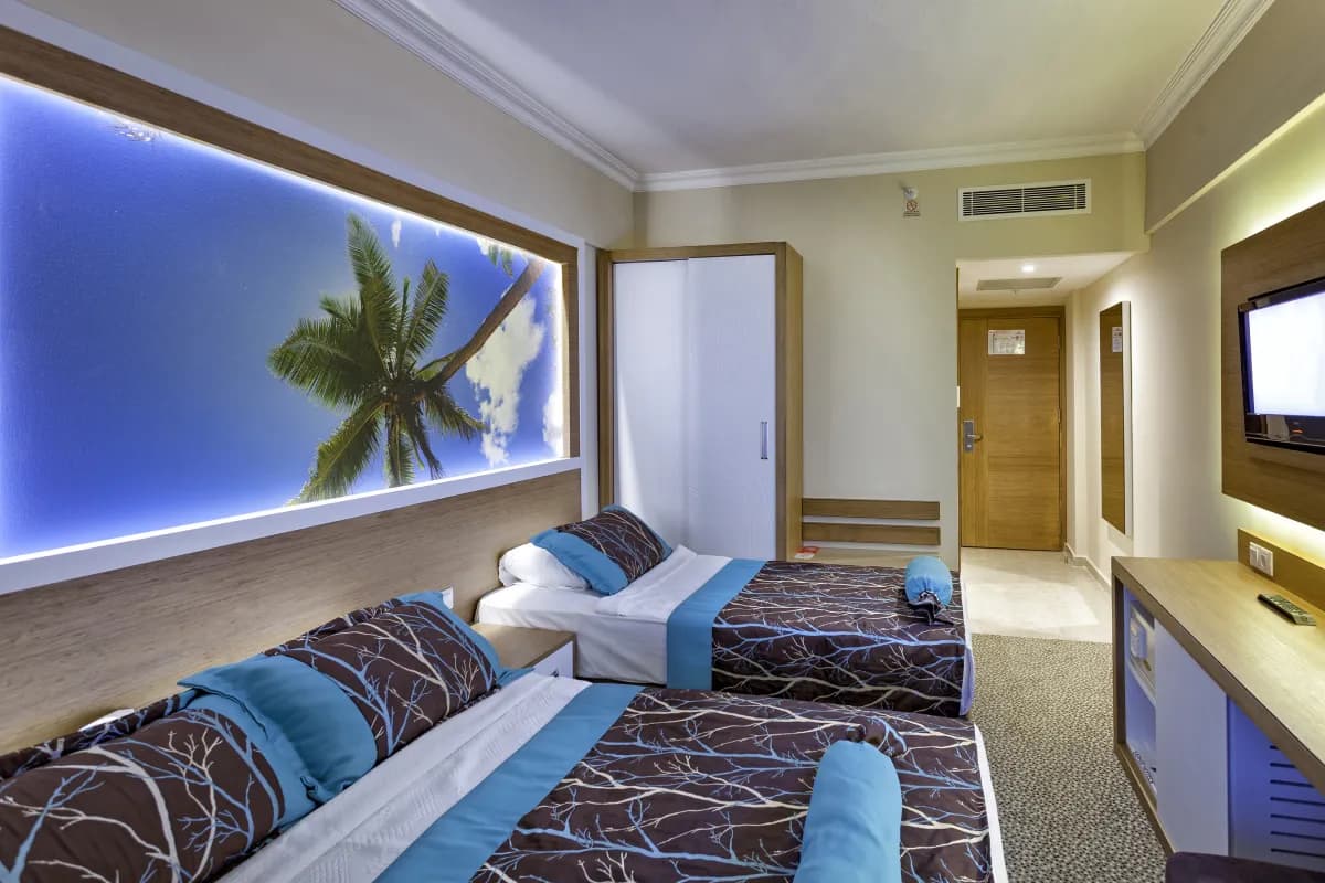 Saphir Hotel & Villas - photo 2