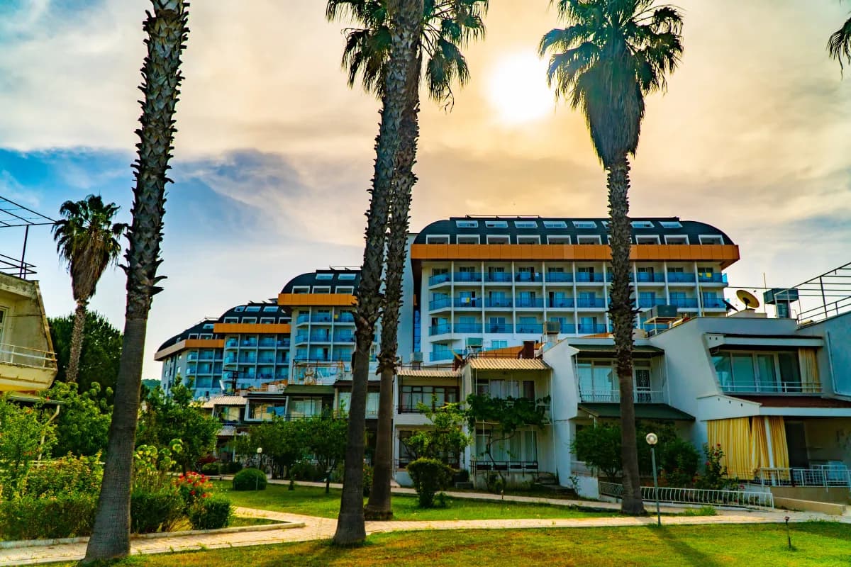 Throne Beach Resort & Spa - photo 10