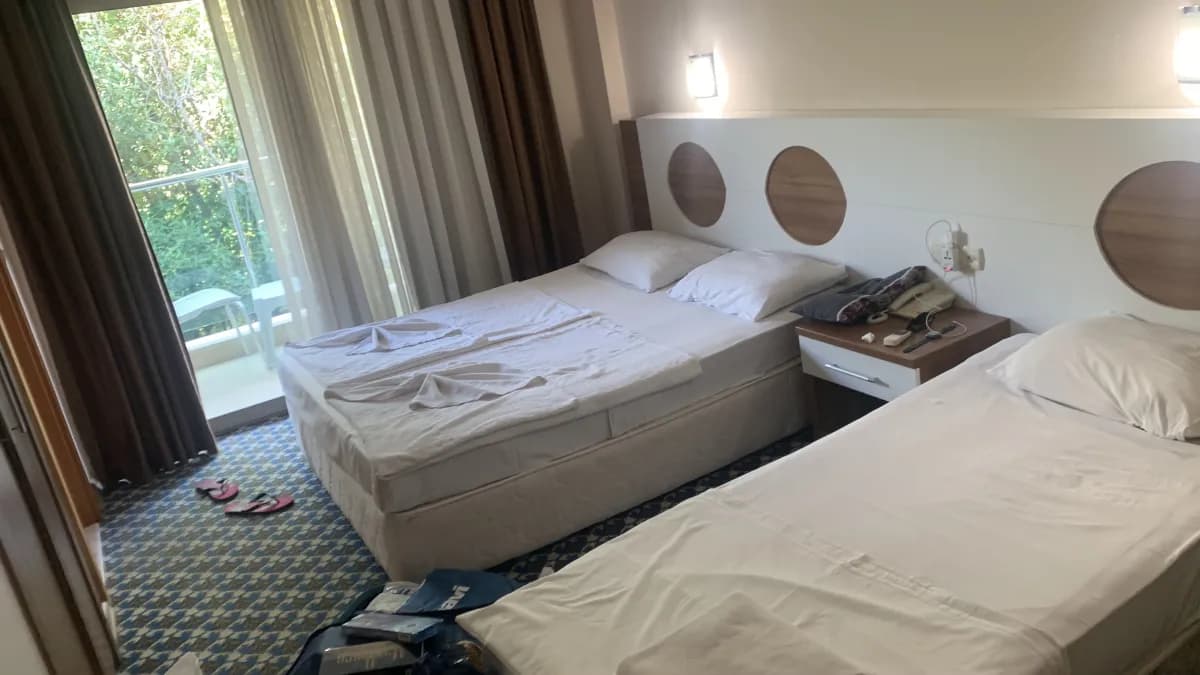 Omorfi Garden Resort Hotel - photo 2