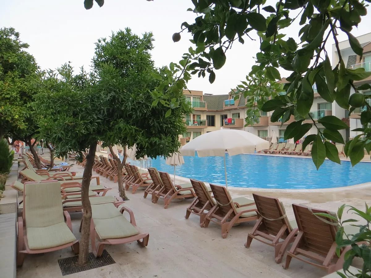 Omorfi Garden Resort Hotel - photo 5